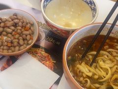 -初晋·山西地道刀削面.晋北莜面香(星耀城店)