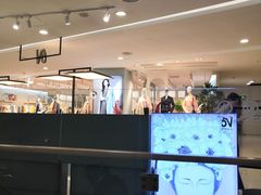 -杭州西湖银泰百货
