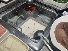 -海底捞火锅(关山保利店)