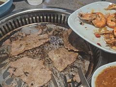 -金滏山烤肉·海鲜·火锅自助餐厅(襄阳万达店)