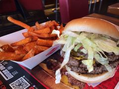 三重奏汉堡-FATBURGER 特富客汉堡(外交公寓店)