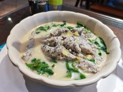 鱼汤鱼滑浸桑叶远-黄但记老店·陈村粉食府