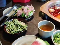 -滇釜火锅·能喝汤的火锅(车公庄店)
