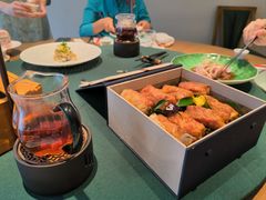 -荷风细雨·中国茶宴(世纪大道店)
