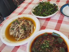 -洪霞餐馆·川菜·鲜货现炒(两江春城店)