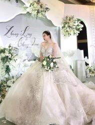 点击看大图 -拉瑞娜LaReine婚纱礼服高级定制