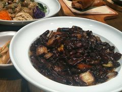 肉丝宽汁拉皮-奉天掌柜·非遗猪手·笨饺子(崇山路店)