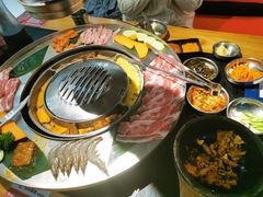 -哈哈碳都·牛肋条无限自助烤肉(宝龙店)