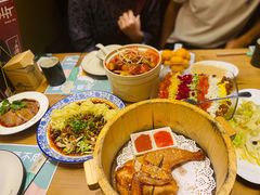 胡桃里烤鸡-临界音乐酒馆·小龙虾·江湖菜(华熙LIVE·鱼洞店)