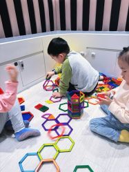 -奈尔宝·儿童乐园·亲子餐厅(华采天地店)