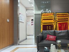 -雅悦齿科(顾村公园店)