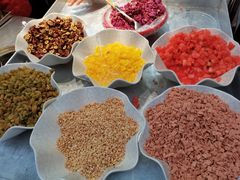 -八一路好吃街(雨田商务大厦店)