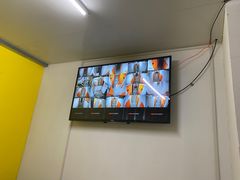 -安东易迷你仓自助寄存仓库(淞虹路店)