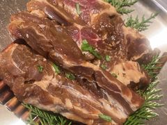 -草家酱蟹炭火烤肉店(珲春南路一店)