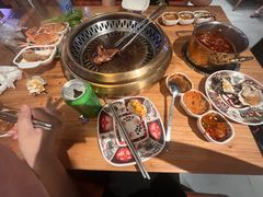 -汉江山料理级自助烤肉黑金冠(周口好吃城店)