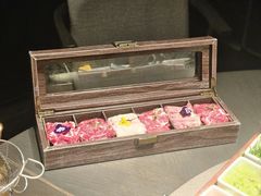 -左庭右院鲜牛肉火锅黑金店(陆家嘴中心店)