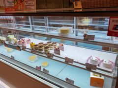 面包甜点陈列柜-BreadTalk面包新语·烘焙蛋糕(高德置地春广场店)