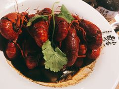 -龙巢盱眙龙虾·牛蛙·烧烤宵夜(八卦岭店)