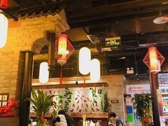 大堂-小龙坎老火锅(北京三里屯店)