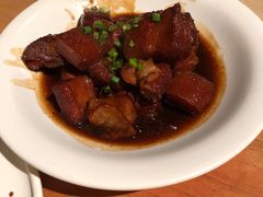 阿婆红烧肉-荣小馆(椒江青悦城店)