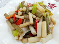 -琼大师东方烤乳猪(亚特兰蒂斯店)