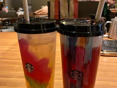 -星巴克(杭州湖滨银泰E区店)