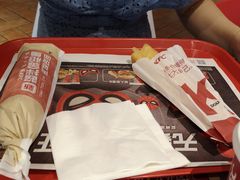 -肯德基(珠峰店)