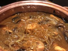 -关东小磨东北菜(上海长风大悦城店)