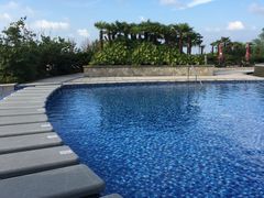 -上海滴水湖皇冠假日酒店