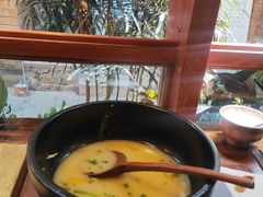 -银米·云南传统过桥米线(双廊黑金冠店)