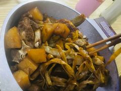 -内蒙焖面大盆骨餐馆(山大路店)
