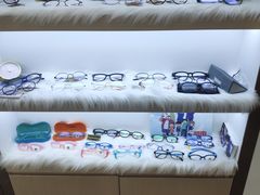 -无界眼镜MaxLess(南翔印象城店)