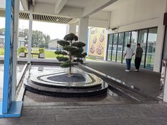 -平望服务区·停车场