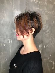 -Godhands美发设计沙龙