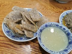 老北京炸灌肠-门框胡同百年卤煮(新街口店)