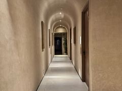 -灸春堂·艾灸·痛症·整脊连锁(之江银泰店)