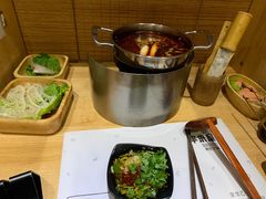 -独食火锅·半米屋台(直营总店)