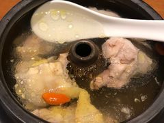 -云海肴·汽锅鸡·云南菜(天山百盛优客店)