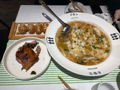 -渔语鱼新川菜Bistro(万象天地店)