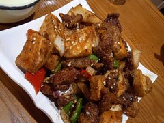 -怡妮新疆风味餐厅(东江湾路店)