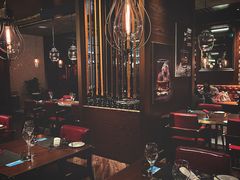 -恰餐厅及酒吧 CHAR Bar & Grill (北京丽都皇冠假日店)