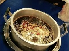 -马路边边串串香(延庆环球新意广场店)