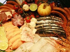 -上海滴水湖皇冠假日酒店