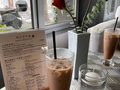 摩卡-穹六人间 people 6(岳阳路店)
