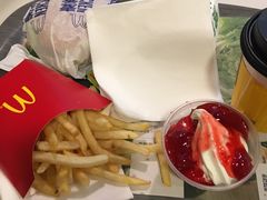 -麦当劳(新洲南路店)