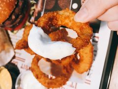 -The Habit Burger Grill 哈比特汉堡(复兴soho店)