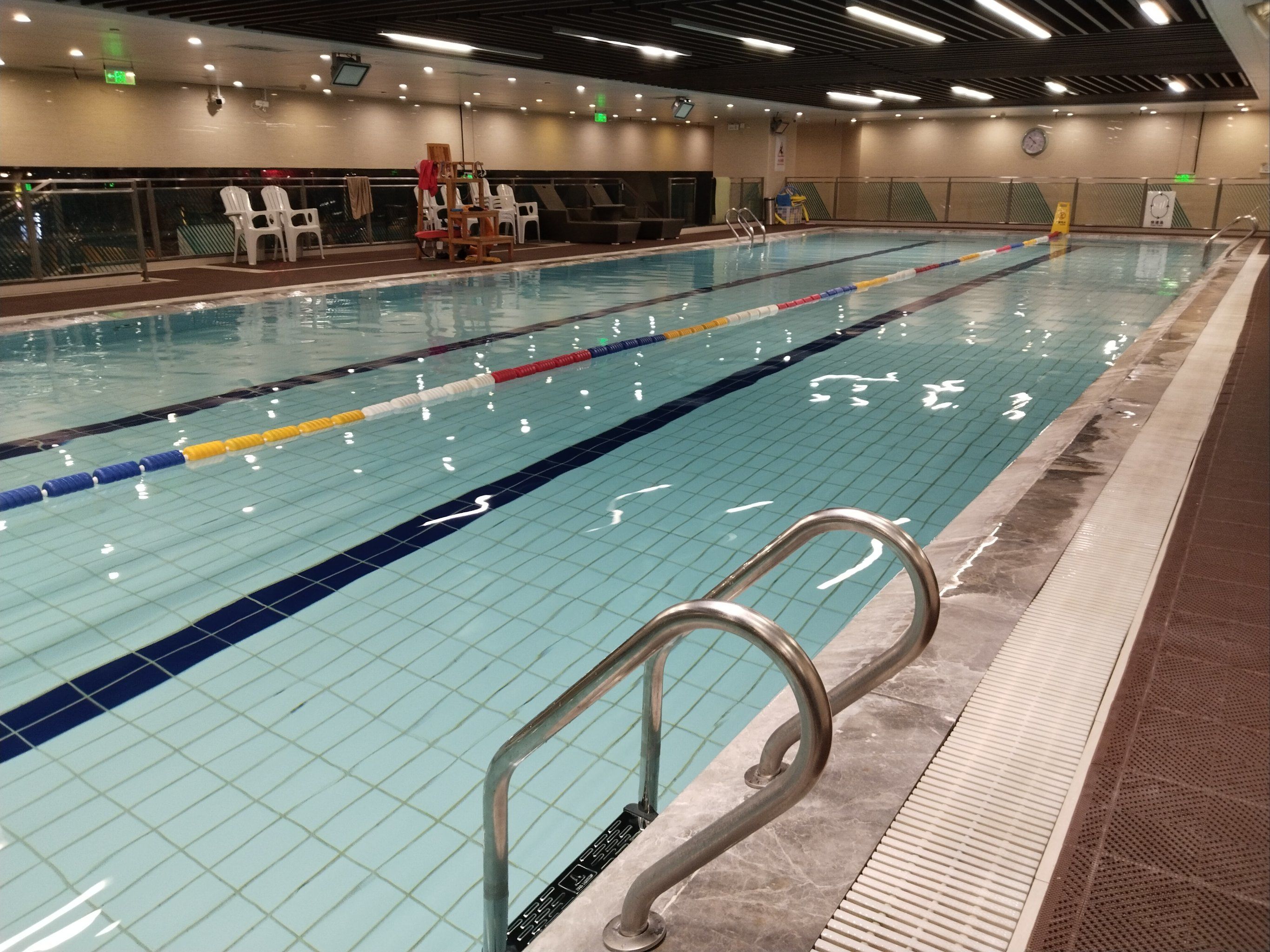 游得不错,自我感觉良好