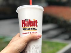 -The Habit Burger Grill 哈比特汉堡(复兴soho店)