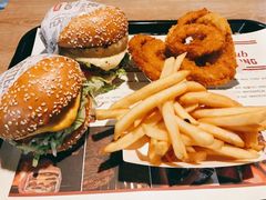 -The Habit Burger Grill 哈比特汉堡(复兴soho店)