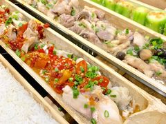 -胡须哥网红竹筒菜